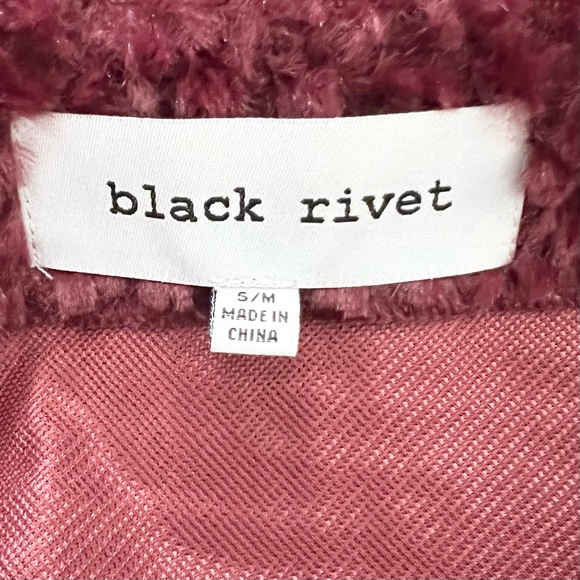 Black Rivet Berry Faux Fur Poncho Cape Shawl - Picture 5 of 10